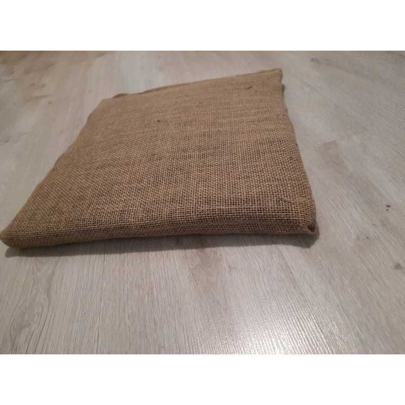 Izoliacija, kilimėlis, veltinio pagalvė apdailinta džiutu