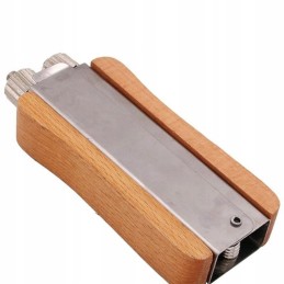 Medinės vielos įtempiklis