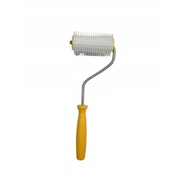 Medaus purentuvas su plastikine rankena