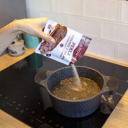 Į komplektą įeina: