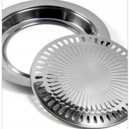 Grill attachment for camping stove