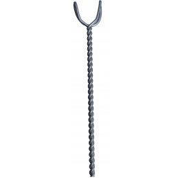 Stovas laužo lazdoms