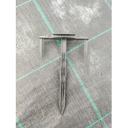 Trišakio smeigtukai agrotekstilei, geotekstilei, 50 vnt, 17 cm