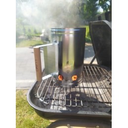 Kaminas anglims apšviesti