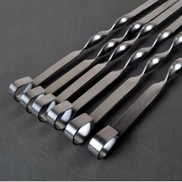 Ilgi plieniniai iešmeliai iešmams kepti ant grotelių