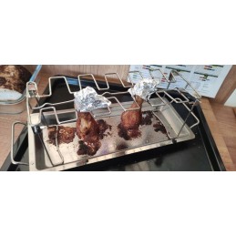 Stovas BBQ vištienos sparnelių kepimui