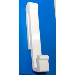 Baseino rankšluosčių kabykla šone