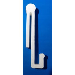 Baseino rankšluosčių kabykla šone