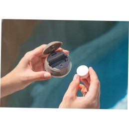 Plaukiojantis intex baseino cheminių medžiagų dozatorius