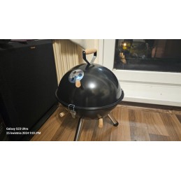 Sodo kepsninė kupolinė, uždara grilis su dangčiu