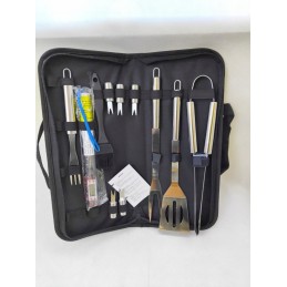 Grilio stalo įrankių rinkinys lagamine