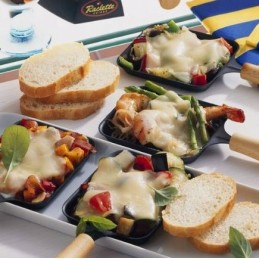 Tai puikus artėjantis hitas, raclette, daugiafunkcis prietaisas, skirtas kepimui ant grotelių, kepimui, kepimui ir kaitinimui.