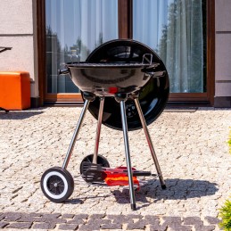 Sferinės sodo kepsninės su dangteliu ir transportavimo ratukais