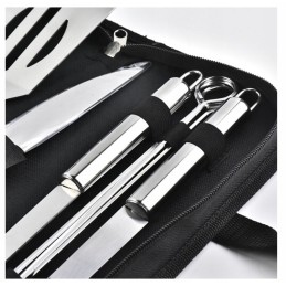 ✅ priedų rinkinys