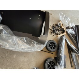 Dviejų funkcijų sodo grilis su rūkykla