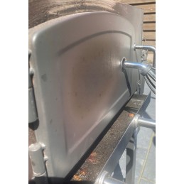 Grilis su anglimis 57,5 x 42 cm Kampinis su Activa ketaus grotelėmis