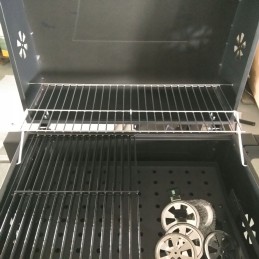 Sodo anglis grilis su ketaus grotelėmis Klaudia 57 x 43 cm