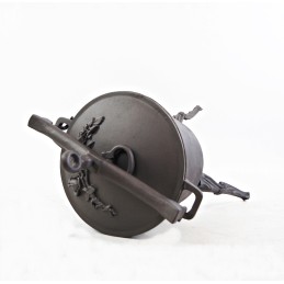 Šio aukciono objektas – 15 litrų ketaus katilas