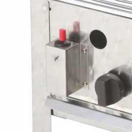 3 degiklių dujinis grilis su Rascal grotelėmis, 10 kW