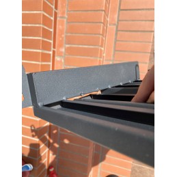 Grilis su anglimis 57,5x42 cm Kampinis su ketaus grotelėmis activa