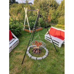 Sodo trikojis grilis su nerūdijančio plieno grotelėmis