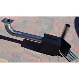 Židinys su ketaus oro įleidimo reguliavimu ir ketaus grotelėmis.