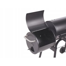 Grilis su anglimis su juoda katla rūkykla