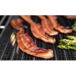 Mesh mat grill mat with non-stick coating
