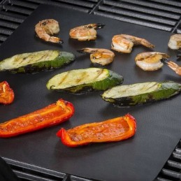 Teflona paklājiņš cepeškrāsnij un grilam.