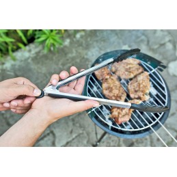 Kitchen tongs