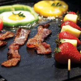 Set of 2 universal reusable Teflon mats - prepare your favorite dishes like a top chef!