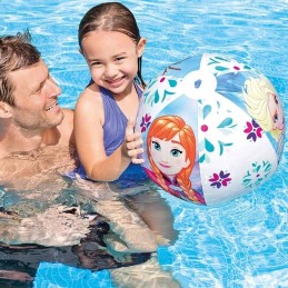 Vaikų baseinas, sodo fontanas, irklavimo baseinas, kamuolys