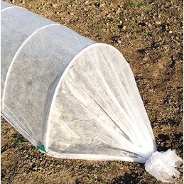 Lenkiška balta agrotekstilė 17g/m2 2,1 x 20mb megran