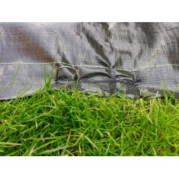 Metaliniai smeigtukai įvairių tipų agrotekstilei, agrotekstilei ir geotekstilei tvirtinti prie žemės, taip pat smeigtukai kurmių