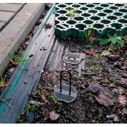 Agrotekstilės smeigtukai su trinkelėmis, 20 vnt smeigtukų 20 cm + 20 vnt trinkelių