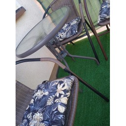 Dygsniuota kėdės pagalvėlė be kaklaraiščių, 35x35, smaragdo lapai ant baltos spalvos