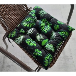 Dygsniuota kėdės pagalvėlė, be kaklaraiščių, 35x35 žali monstrai ant juodos spalvos