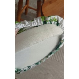 Apvali taburečių pagalvėlė, 32 cm, 100% medvilnė, didelės juodos monsteros