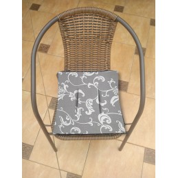 Mazginė kėdės pagalvėlė 38x38, pilkos gėlės