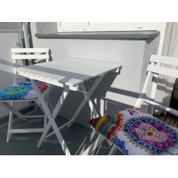 Dygsniuota kėdės pagalvėlė 35x35 turkio spalvos lapeliai