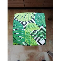 Kvadratinės išmatų pagalvėlės 30cmx30cm, 4cm storio