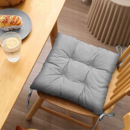 Pilka dekoratyvinė pagalvė