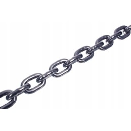 Nerūdijančio plieno grandinė.