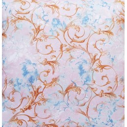 Kvadratinė pagalvė 30x30 su auksiniu ornamentu rožiniame fone