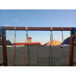 Sūpynių tvirtinimas: spaustukas 120x120 mm + karabinas