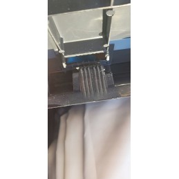 Plastikinis vazonas 17 cm, rudas molis DGA17 R624
