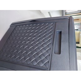 Plastikinis vazonas 17 cm, rudas molis DGA17 R624