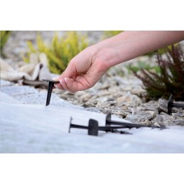 Agrotekstilė, storas, tvirtas žieminis neaustinis audinys + smeigtukai