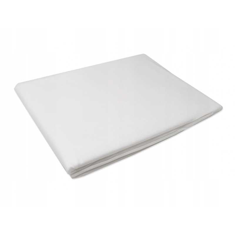 Balta apsauginė agrotekstilė pavasariui