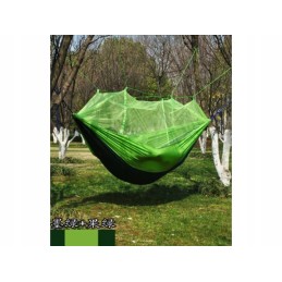 Hamakas su tinkleliu nuo uodų